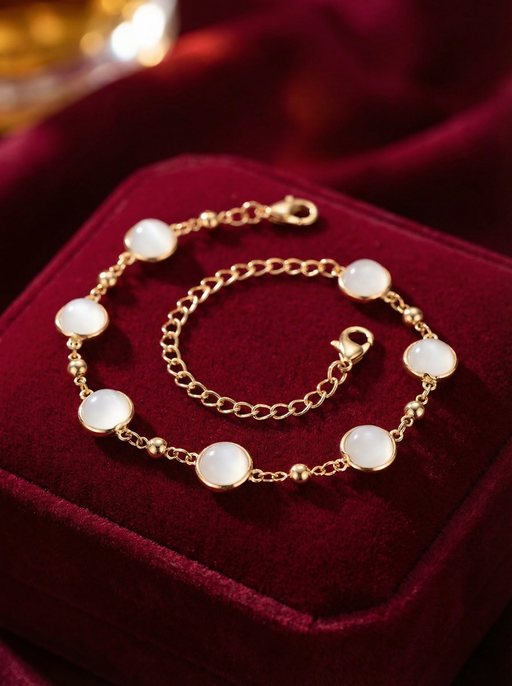 Luminous Pearl Bracelet